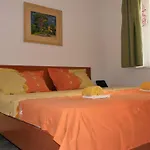 Nena Apartman